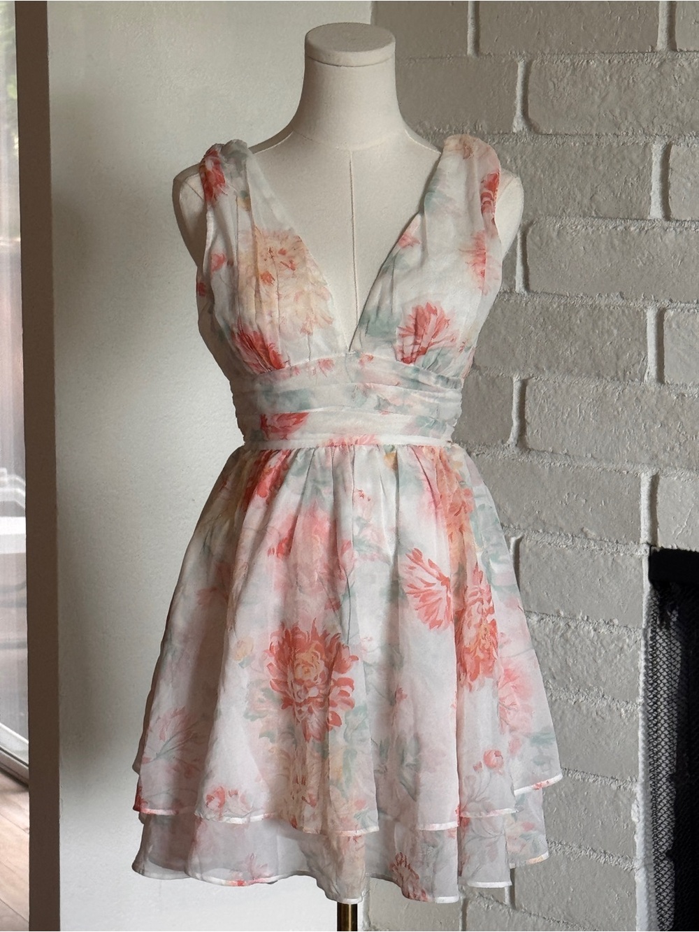 Abercrombie & Fitch Peach and Mint Floral V-Neck Mini Dress